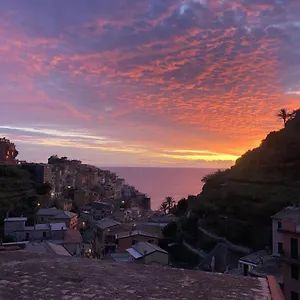 https://la-casa-del-gallerista.hotelitalianriviera.com