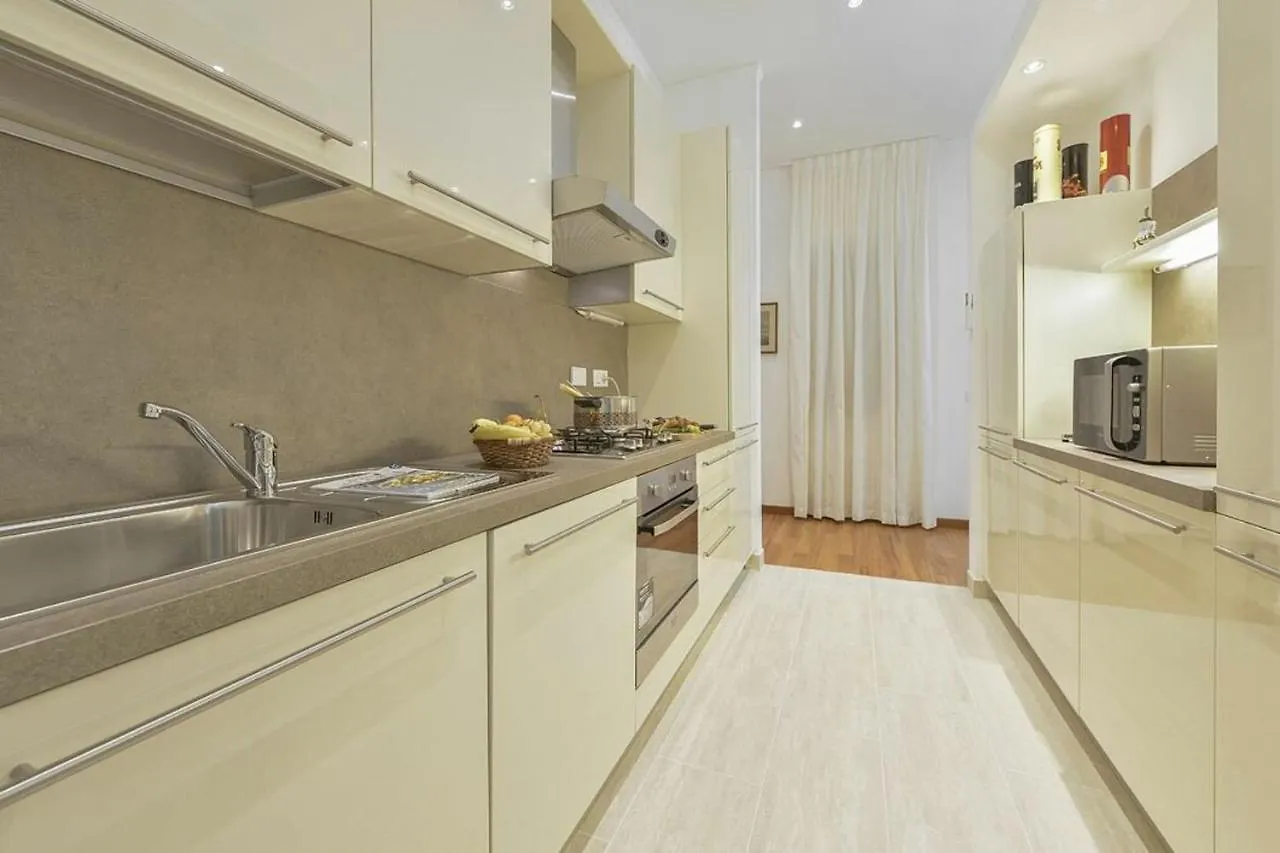 Apartment Palazzo Anselmi By Halldis Florence Italy