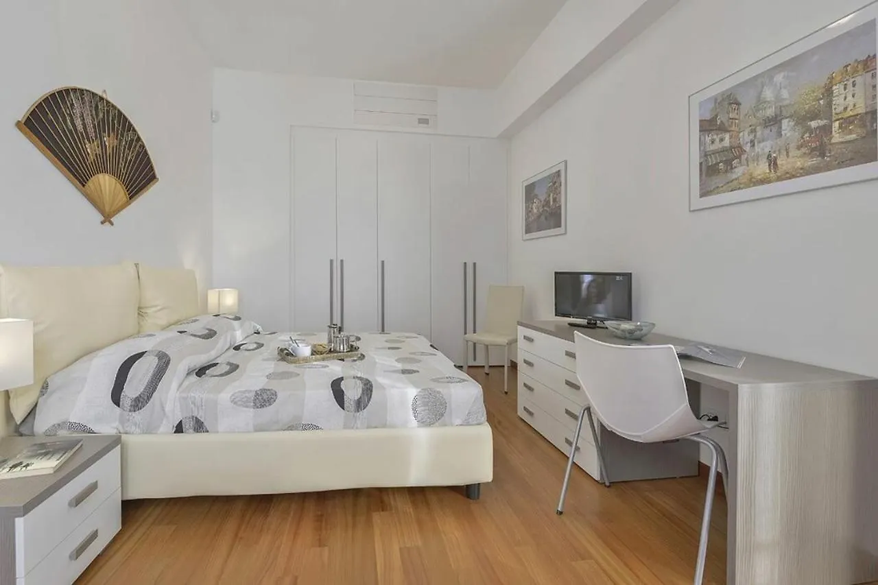 Appartamento Palazzo Anselmi Firenze