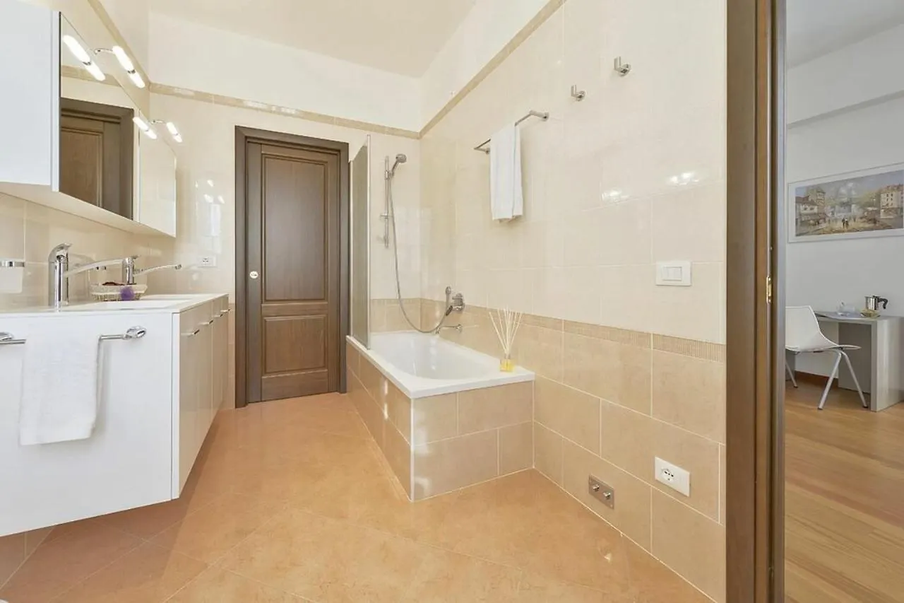 Appartamento Palazzo Anselmi Firenze