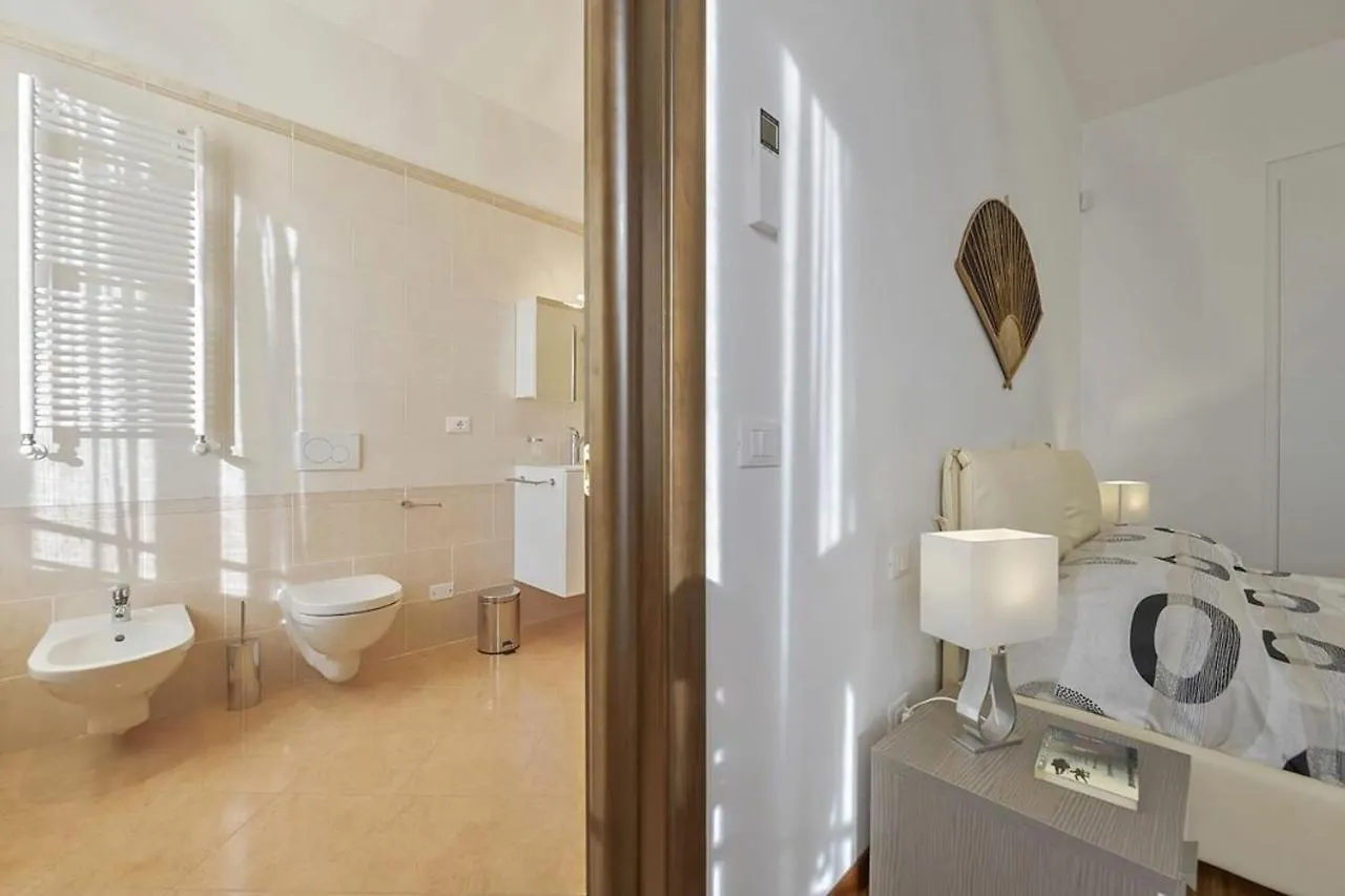 Appartamento Palazzo Anselmi Firenze 0*,  Italia