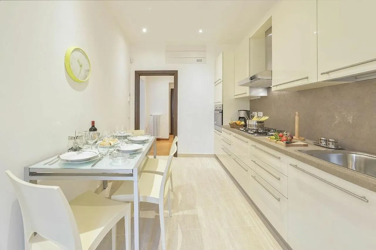 Appartamento Palazzo Anselmi Firenze 0*,  Italia
