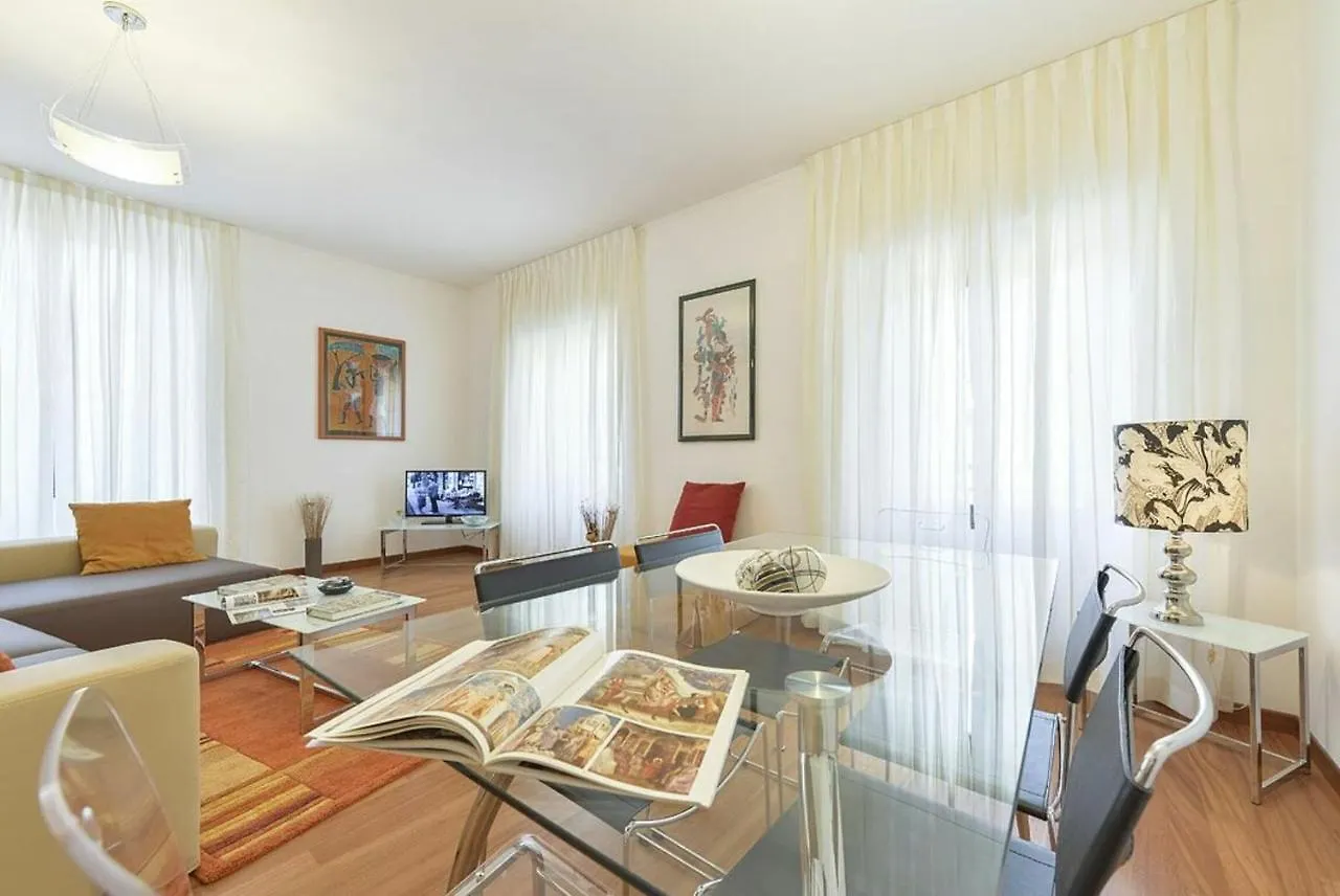 פירנצה Palazzo Anselmi By Halldis דירה