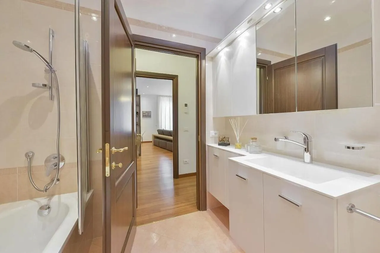 דירה פירנצה Palazzo Anselmi By Halldis