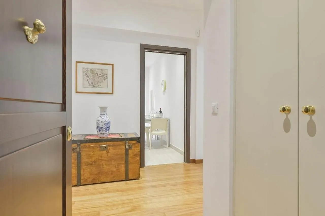 פירנצה Palazzo Anselmi By Halldis