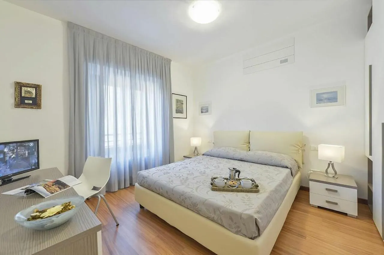 דירה פירנצה Palazzo Anselmi By Halldis